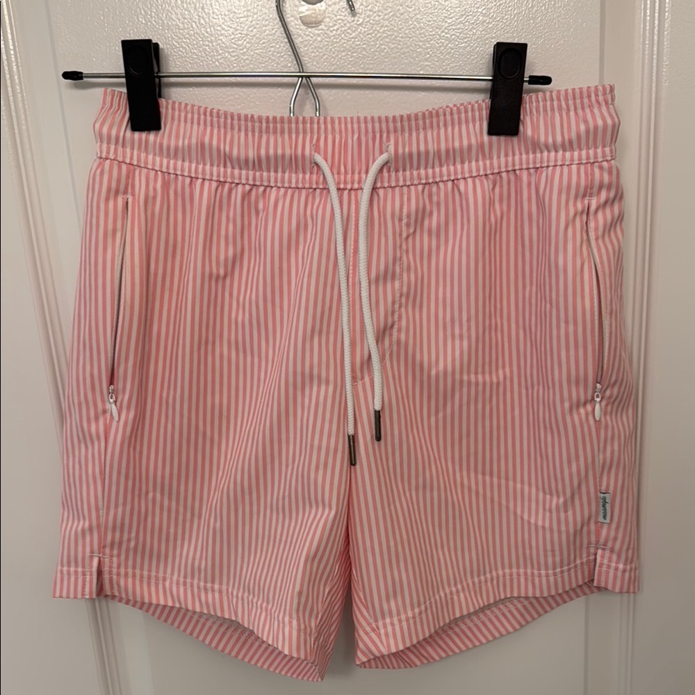 Men’s pink swim trunks lined 5 inch